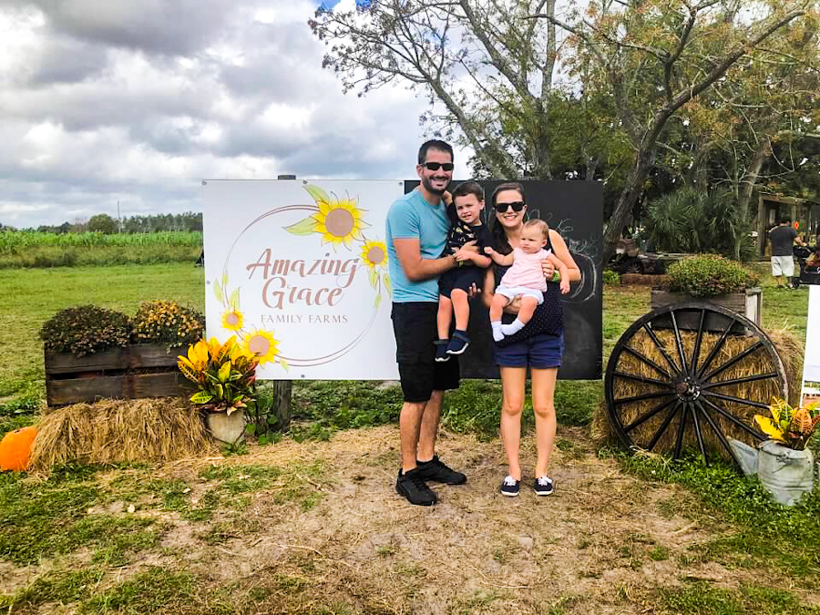 Read more about the article Pumpkin Patch Near Me (North Florida) – Amazing Grace Family Farms