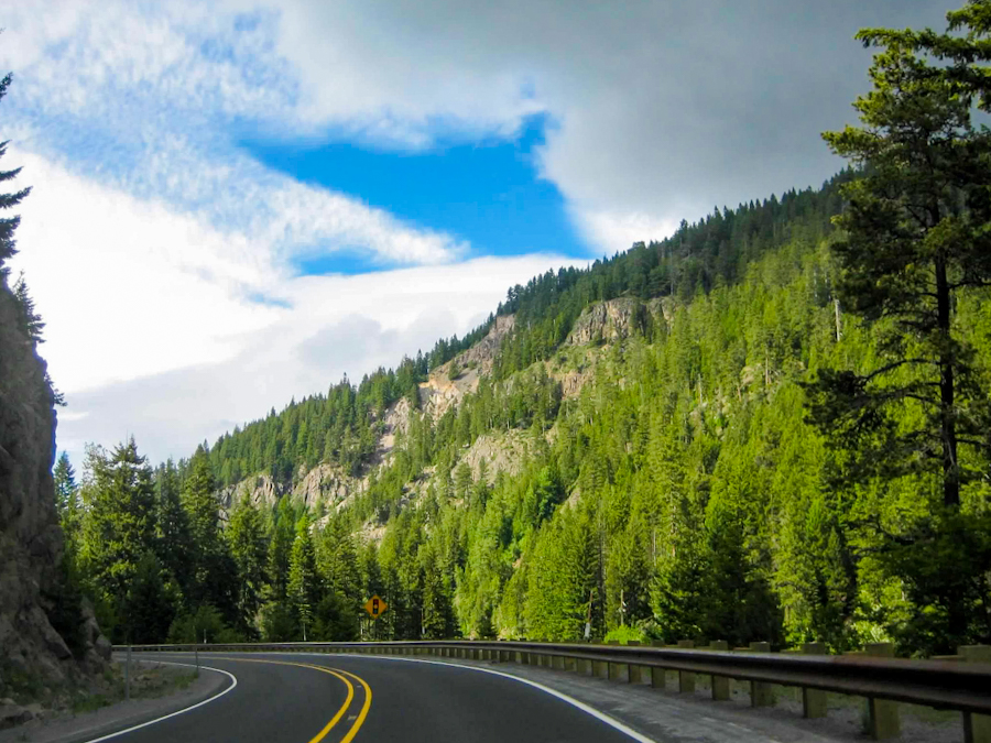 Read more about the article Oregon Road Trip from Portland – 1 Day 7 Free Places to Go