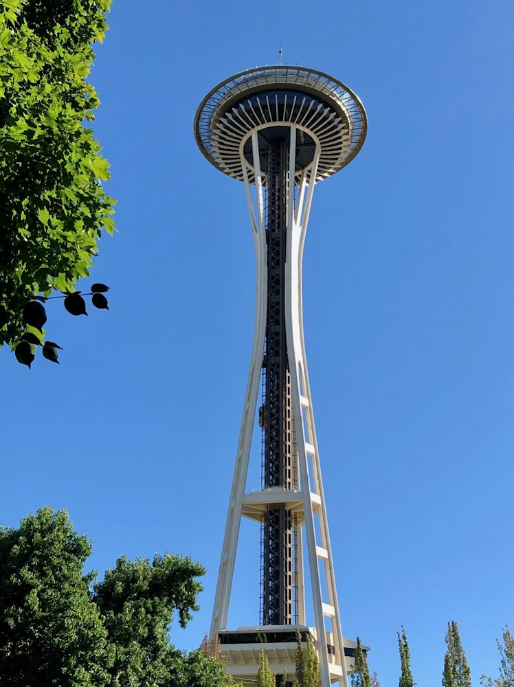 We’ve got a fun and exciting Seattle 4 day itinerary just for you. Whether you are here to explore the PNW, Washington state, or this is just an add on before or after you head off on one of the Alaska cruises that port here, we’ve got you covered.